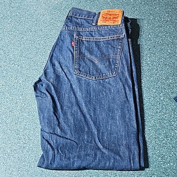 Levi's 514 Jeans - Picture 2 of 4